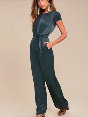 Lulu's Short-Sleeve Tie-Waist Jumpsuit in Teal